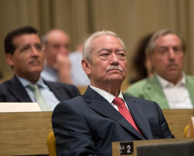 Vean la Galería de Fotos de la segunda mesa de debate que contó con la atenta presencia de Jesús Franco 