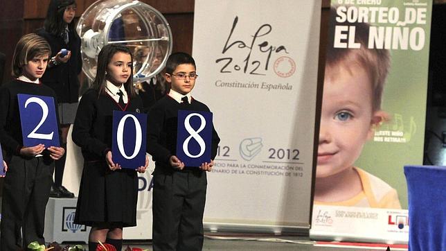El Ayuntamiento de Madrid libera a los niños de San Ildefonso del “derecho” a cantar los premios en el sorteo de Navidad