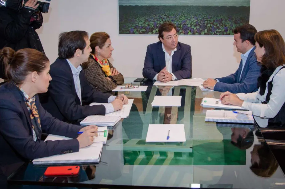 Extremadura creará una mesa de trabajo sobre el juego para proporcionar mejor información a la ciudadanía