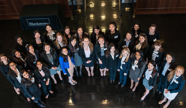 BLACKSTONE continúa apostando por la integración de la mujer a través de la iniciativa Future Women Leaders