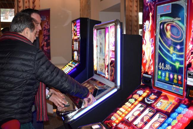 CARFAMA arropa a AMRA (Asociación de Máquinas Recreativas de Álava) en su Gala Anual