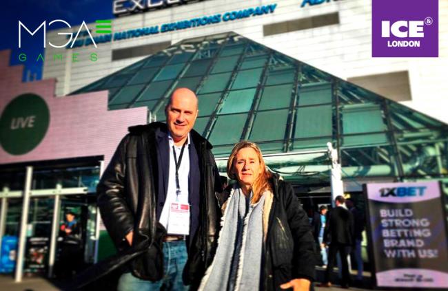 José Antonio Giacomelli, director de la División de Nuevas Tecnologías de MGA, y Marga Fernández, responsable del área de Ventas de MGA Games, en ICE London