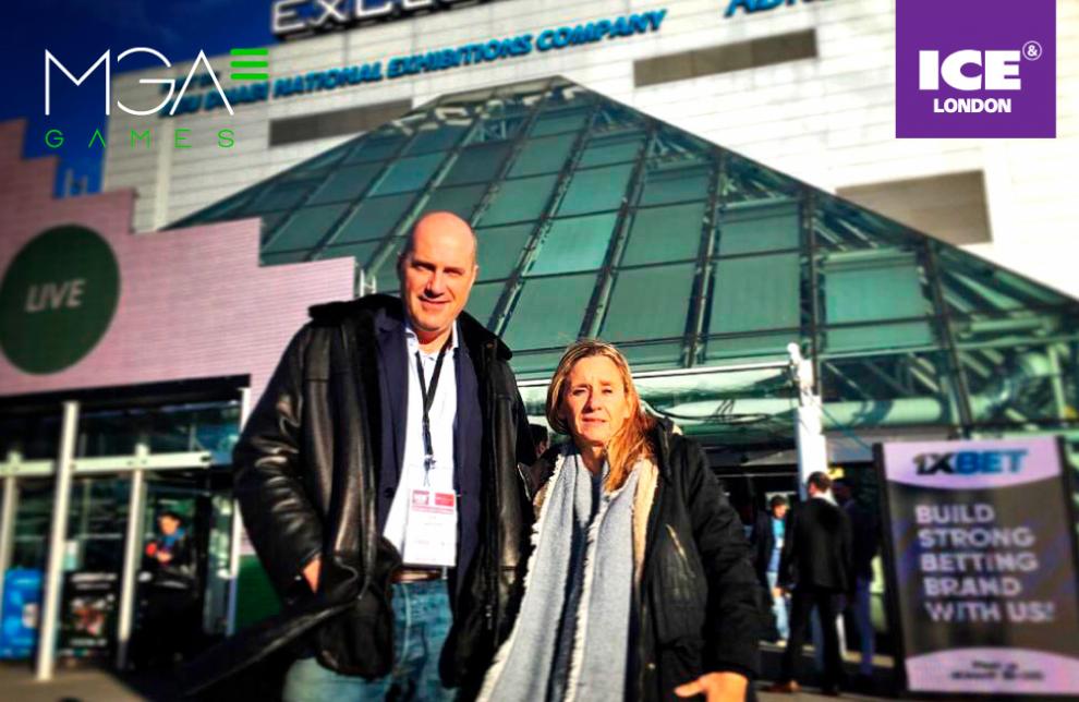 José Antonio Giacomelli, director de la División de Nuevas Tecnologías de MGA, y Marga Fernández, responsable del área de Ventas de MGA Games, en ICE London