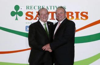 Recreativos Saetabis recibe el premio Llum a la Empresa Segura
