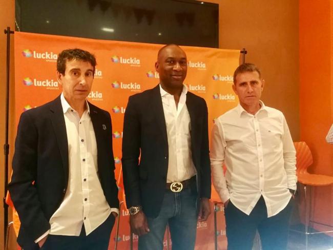 El Salón Luckia Slots de A Coruña congrega a los medios generalistas para escuchar a Nando, Songo´o y José Ramón
