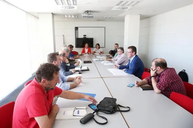 María Pilar Alonso reúne a todas las partes implicadas en la Industria del Juego para establecer una metodología de desarrollo