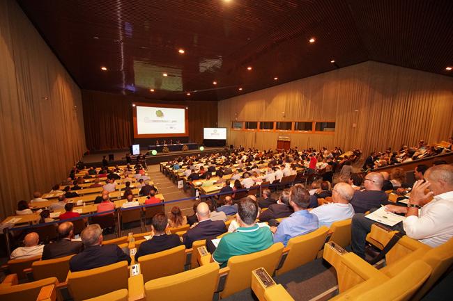 ROTUNDO comienzo del Expo Congreso con las cifras apabullantes de la aportación del Juego a la riqueza de Andalucía