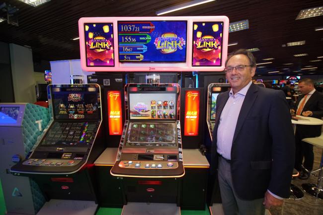 SENSATION ROUGE de UNIDESA, la máquina imprescindible en cualquier Salón