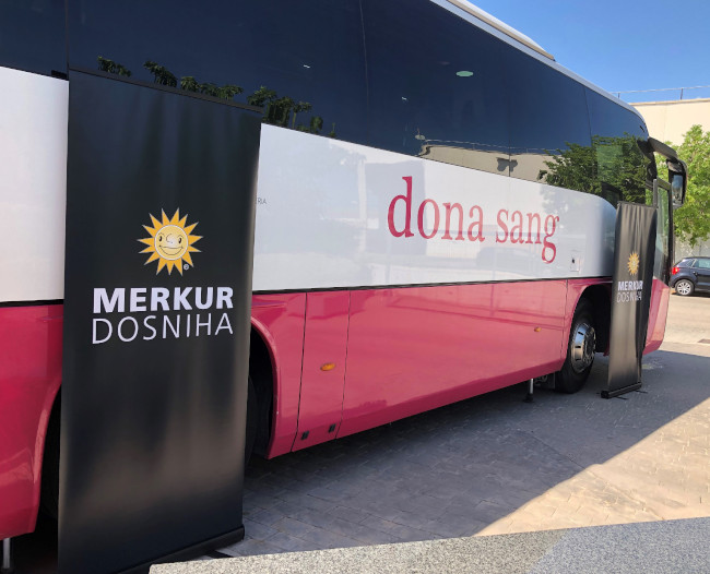 Apoyo masivo de los empleados de Merkur Dosniha a una campaña de donación de sangre 