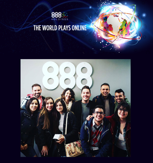 LA PRIMERA FOTO: El equipo de 888 en Ceuta empieza a trabajar
