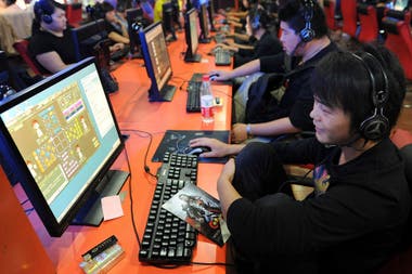 China regula las horas de vídeojuego para los más jóvenes
