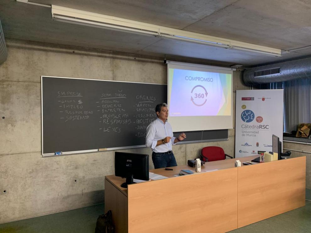 Éxito del Grupo Orenes en el máster de RSC de la Universidad de Murcia (FOTOS)