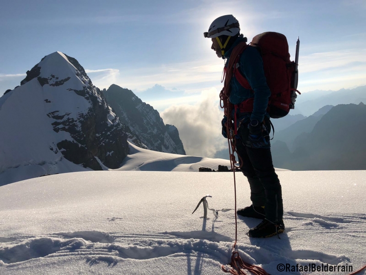HERDICASA, del Grupo Díaz Carbajosa, en la cima del ILLIMANI