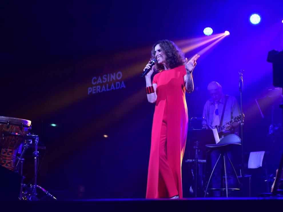 Ana Belén actúa en la inauguración del nuevo Pabellón de Casino Peralada