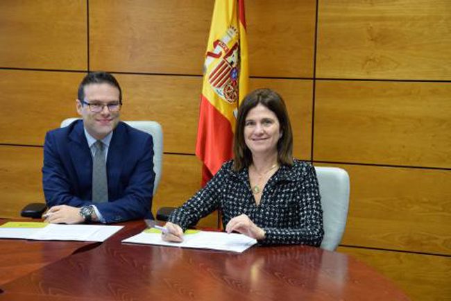 Rubricado el convenio de interconexión automática del registro de prohibidos entre la DGOJ y la JCCM