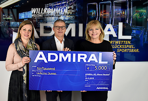 ADMIRAL AUSTRIA dona 5.000€ gracias al programa ADMIRALfit seguido por los empleados