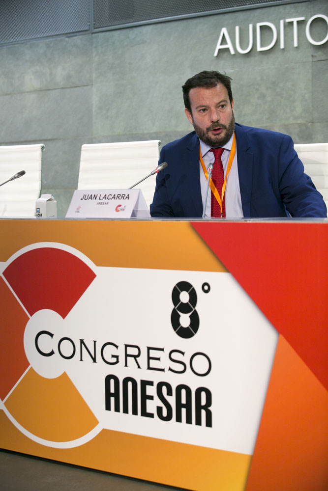 Juan Lacarra: “El prohibicionismo no ha demostrado ser una solución”