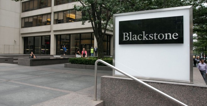  Blackstone promete  1 millón de dólares para apoyar nuevos esfuerzos  de ayuda al brote de coronavirus