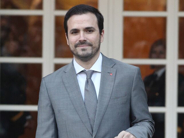 Alberto Garzón preside el acto de toma de posesión de los altos cargos de Consumo