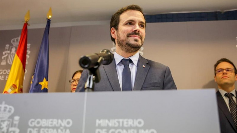 El ministro Alberto Garzón anuncia que la Mesa sectorial con las CCAA se reunirá en marzo mientras descarta actitudes prohibicionistas