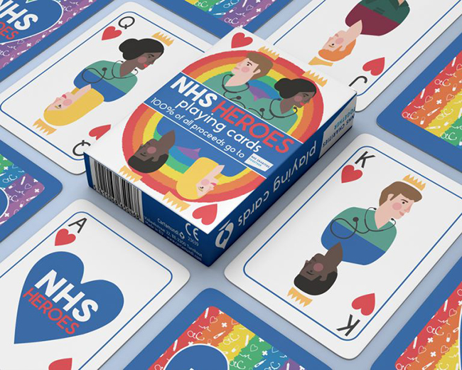 Naipes Heraclio Fournier fabrica un juego de cartas cuyos ingresos serán donados por Cartamundi a la National Health Sistem (NHS) del Reino Unido (Fotos)