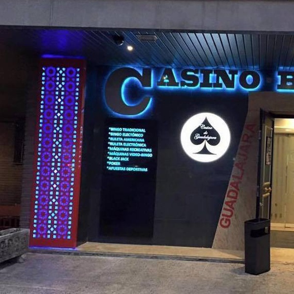 CASTILLA LA MANCHA publica hoy en el Diario Oficial la modificación del aforo hasta dos tercios en hostelería y la apertura de locales de juego al 50%