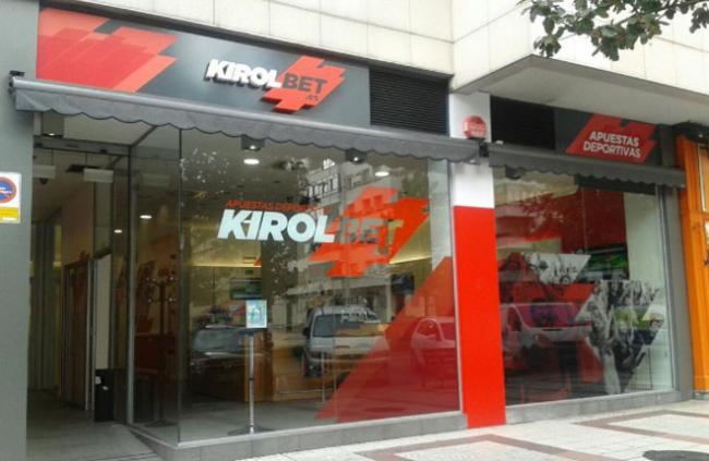 NAVARRA: Nuevas normas de apertura al 70% de aforo