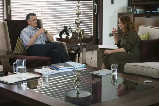 Nuestra editora Jacqueline Mecinas en una entrevista reciente con el ex presidente de CODERE, José Antonio Martínez Sampedro
