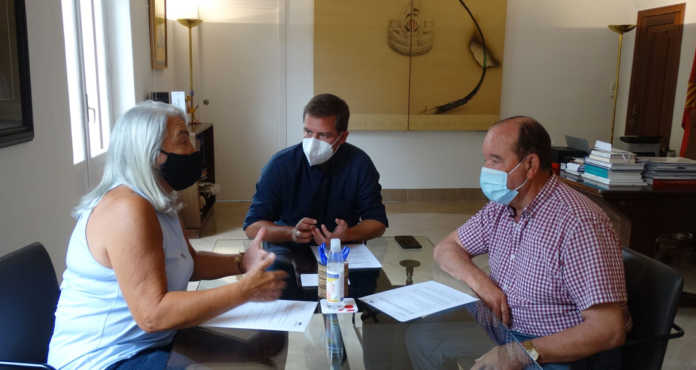 Francisco Pallás cede un local para almacenar material sanitario