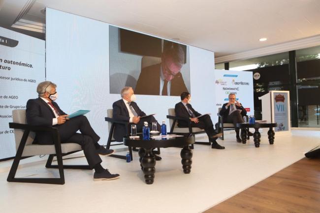 Serafín Portas, José González Fuentes, Lorenzo Sanmartín y Alejandro Landaluce analizan la intromisión de SELAE y ONCE y la curva de la máquina de hostelería