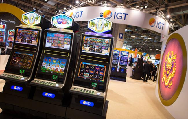 IGT reports 15% revenue decline for Q3