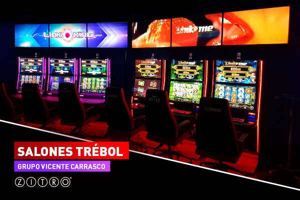 LOS JUGADORES DE LOS SALONES TRÉBOL YA SE DIVIERTEN CON LINK ME