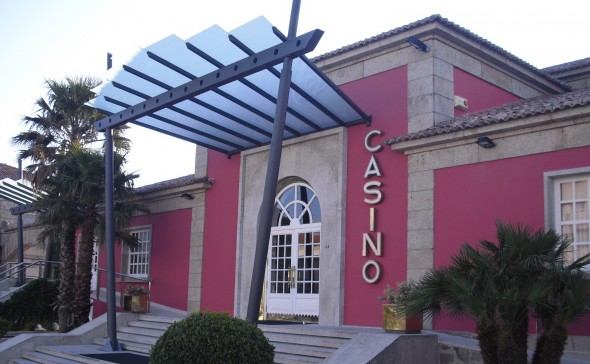 Galicia reabre establecimientos de juego hasta las 18.00h con la garantía de mantener las distancias en la disposición de las máquinas