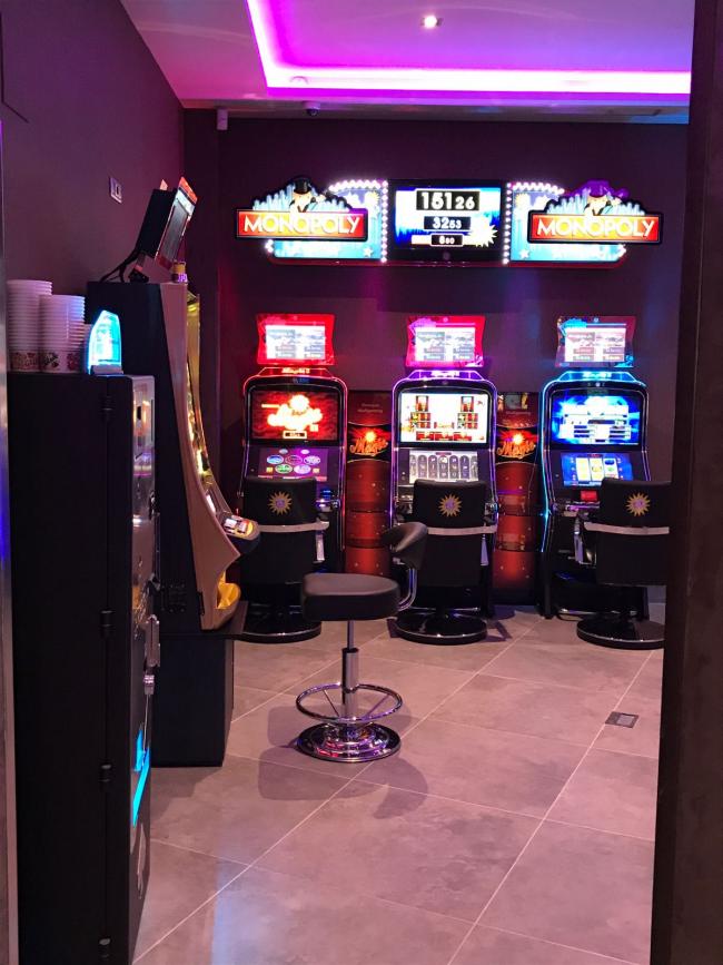 Salones de juego, bingos y casinos del País Vasco contarán con pagos en tarjeta de débito nunca de crédito