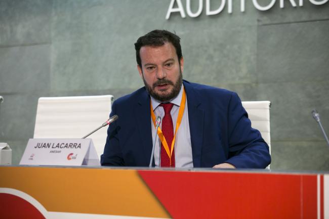  ANESAR Navarra expone la realidad de los salones de juego al Parlamento de la Comunidad Foral
