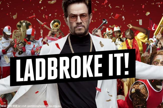  Ladbrokes lanza una impactante campaña protagonizada por el popular actor Mark Wahlberg (Vídeo)