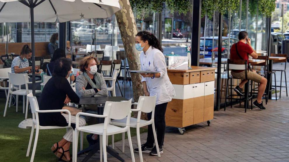 BARES DE MADRID, abierto hasta las 01.00h y con más aforo