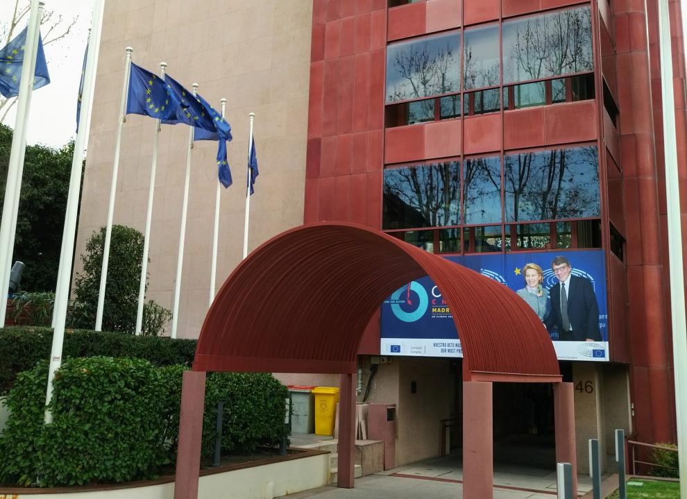 SOS Hostelería convoca a los medios de comunicación para la presentación de su denuncia contra la Ley del Juego valenciana en la Oficina del Parlamento Europeo en España