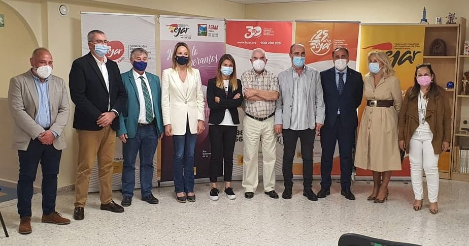 Santiago Villanueva, Director de Juego de Galicia, entre las personalidades que visitan la nueva sede de AGAJA en Vigo