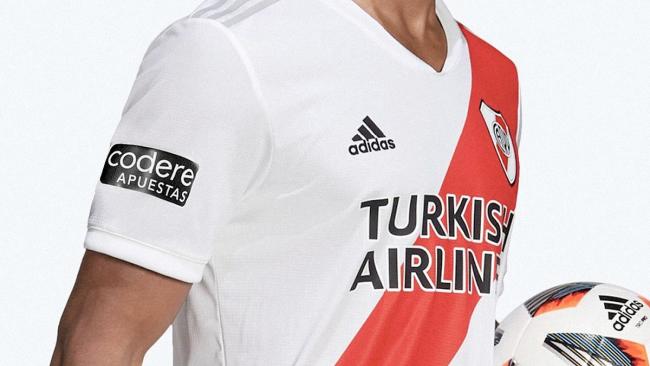 vídeo de la campaña de CODERE como Casa de apuestas oficial del River Plate de Argentina