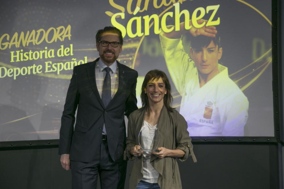 ¡¡¡ENHORABUENA!!!
La oro olímpico Sandra Sánchez, muy cercana a la industria y a ADMIRAL