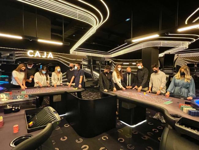  Orenes Gran Casino Murcia reactiva su escuela de crupier con una veintena de alumnos