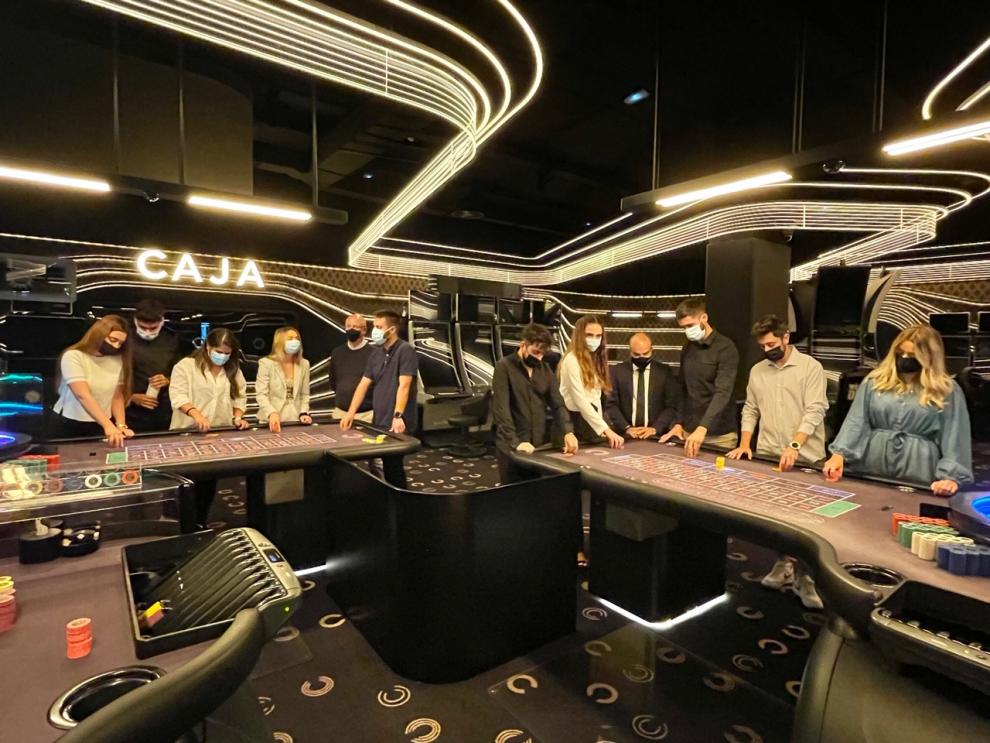  Orenes Gran Casino Murcia reactiva su escuela de crupier con una veintena de alumnos