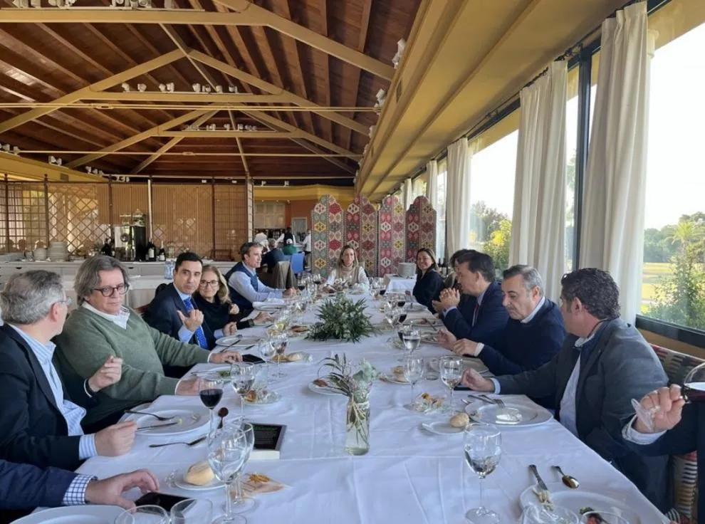 El Comité Ejecutivo de la Asociación Andaluza de Empresarios de Bingos (ASAEBIN) hace balance con la presencia del director Manuel Vázquez (FOTOS)