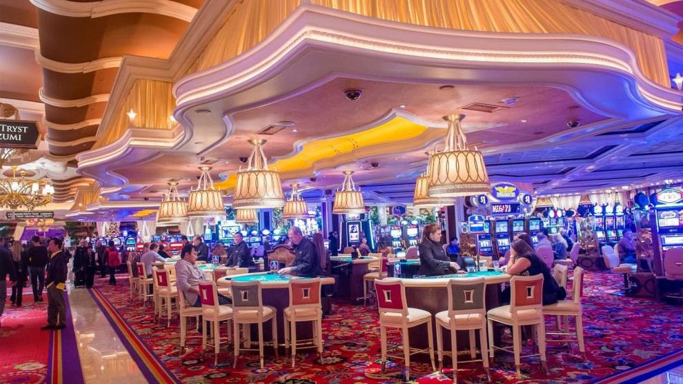 Nevada aprueba un cambio de regulación que permitirá a los clientes completar el registro sin efectivo de forma remota antes de llegar al casino