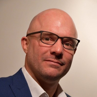 OKTO ficha a un directivo de Inspired Gaming, Rob Peché 