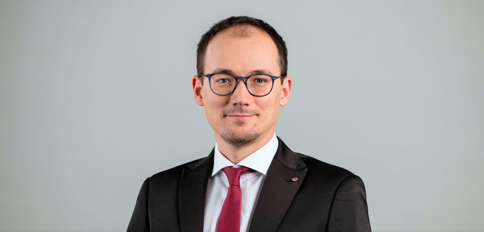 , Dominik Raasch, Management Spokesperson, adp MERKUR