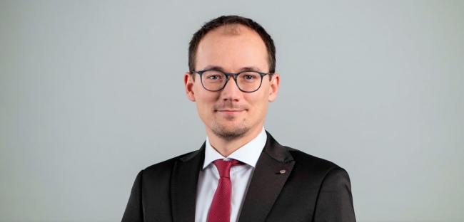 , Dominik Raasch, Management Spokesperson, adp MERKUR