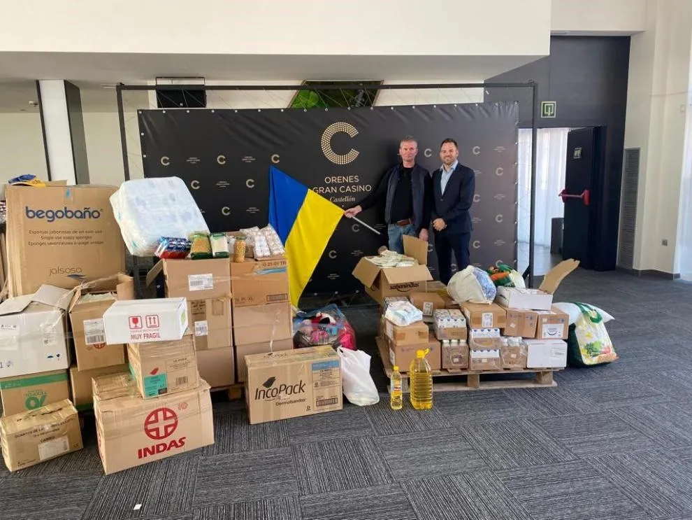 Orenes Gran Casino Castellón recoge ayuda humanitaria para la Asociación Ucranianos Kalyna