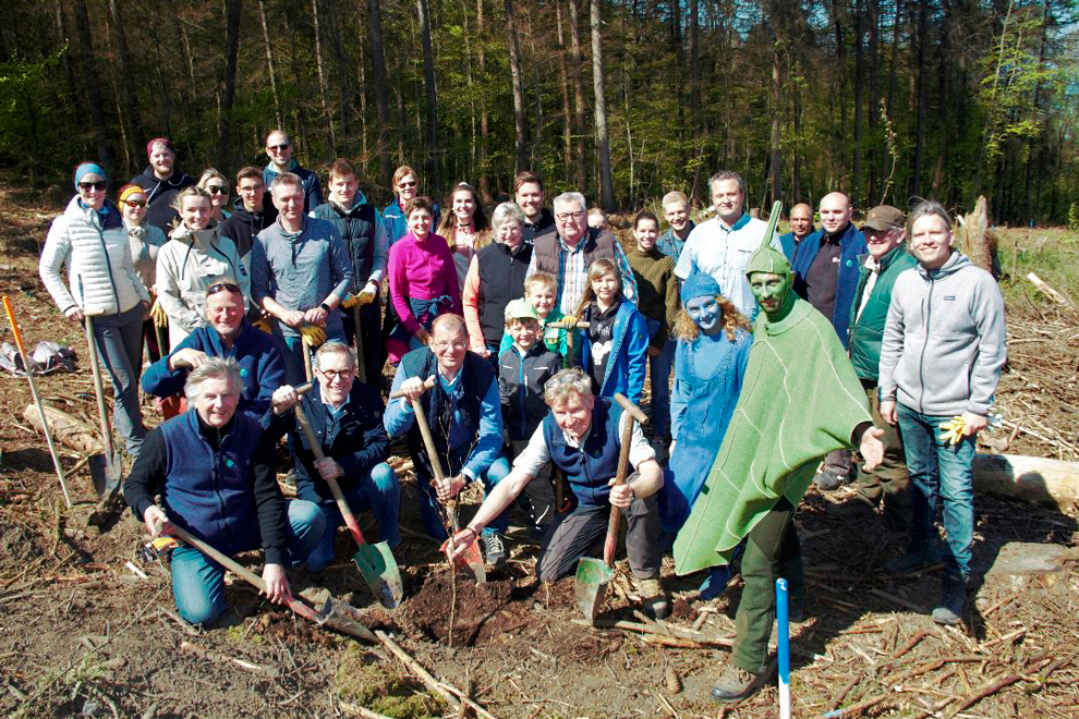 Grupo Gauselmann participa en un festival de plantación como parte de la iniciativa 